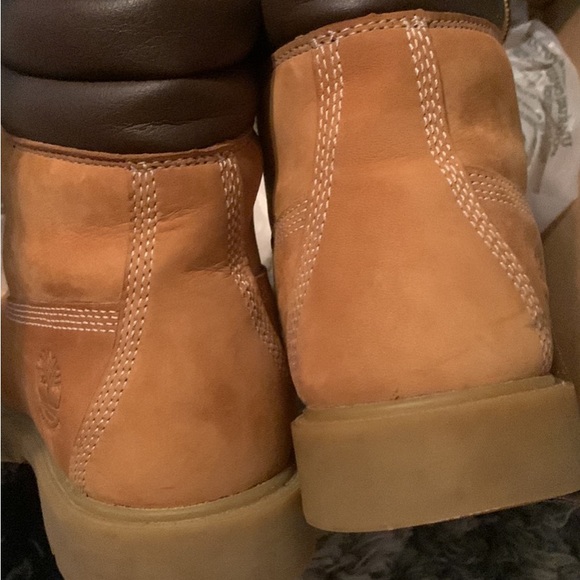 Women’s NEW timberland boots - Picture 2 of 5